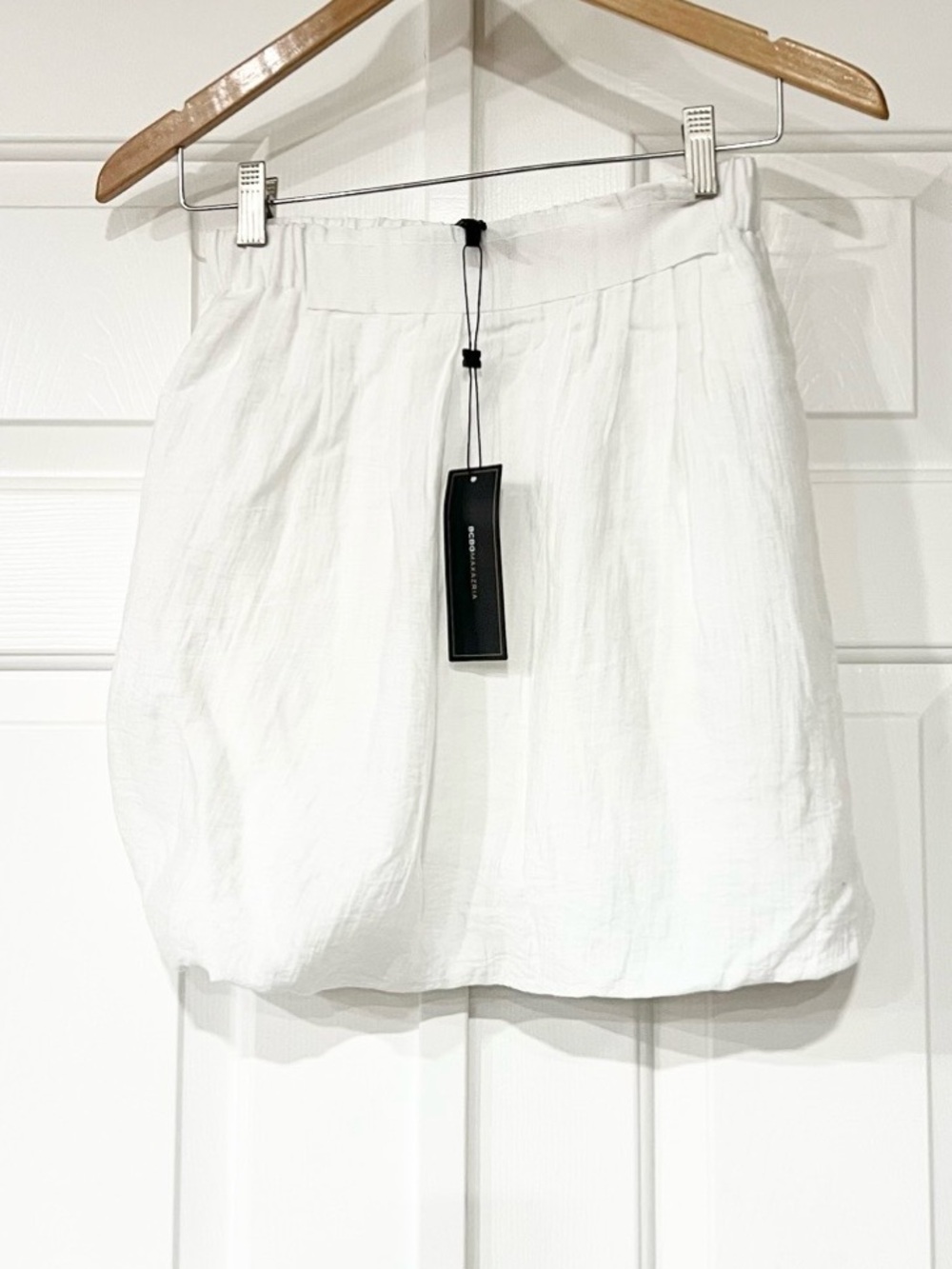 BCBGMaxAzria | Woven Cotton Blend  Flowy Skirt